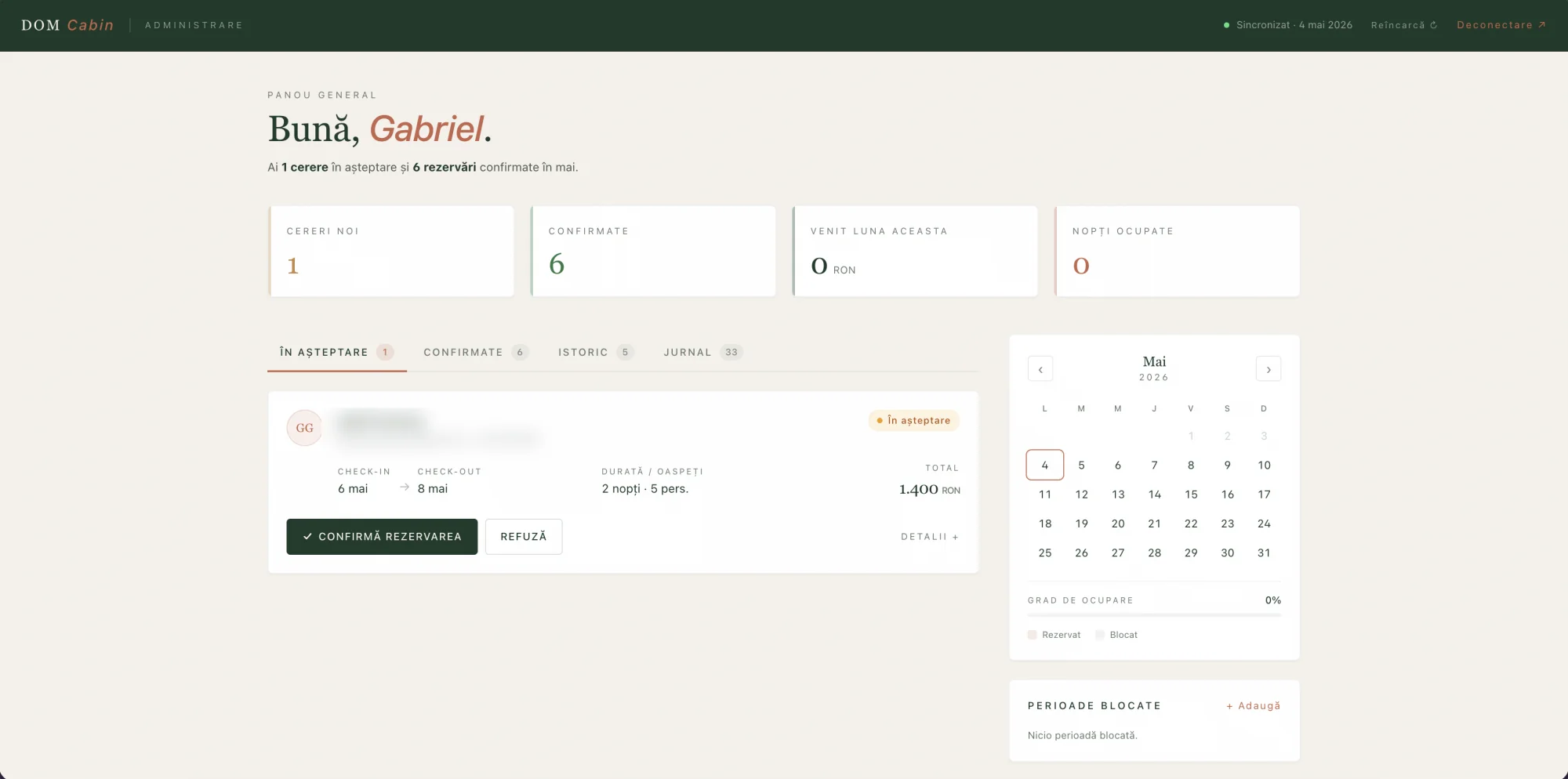 Dashboard admin DOM Cabin — cereri în așteptare, rezervări confirmate, venituri și calendar lunar